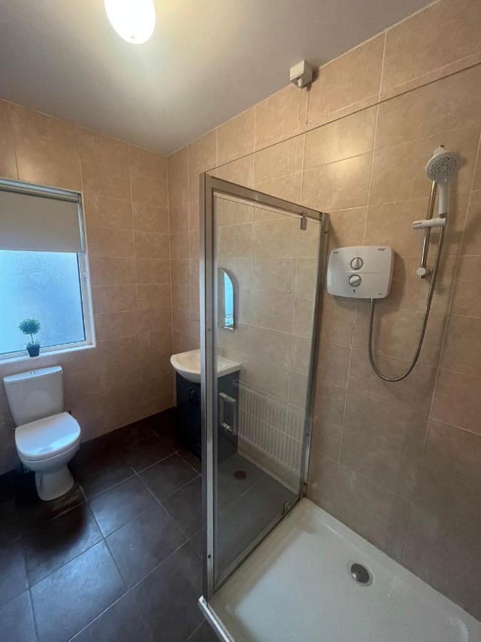 Yeats Lodge Self Catering Apartment And Bar Galway Ngoại thất bức ảnh