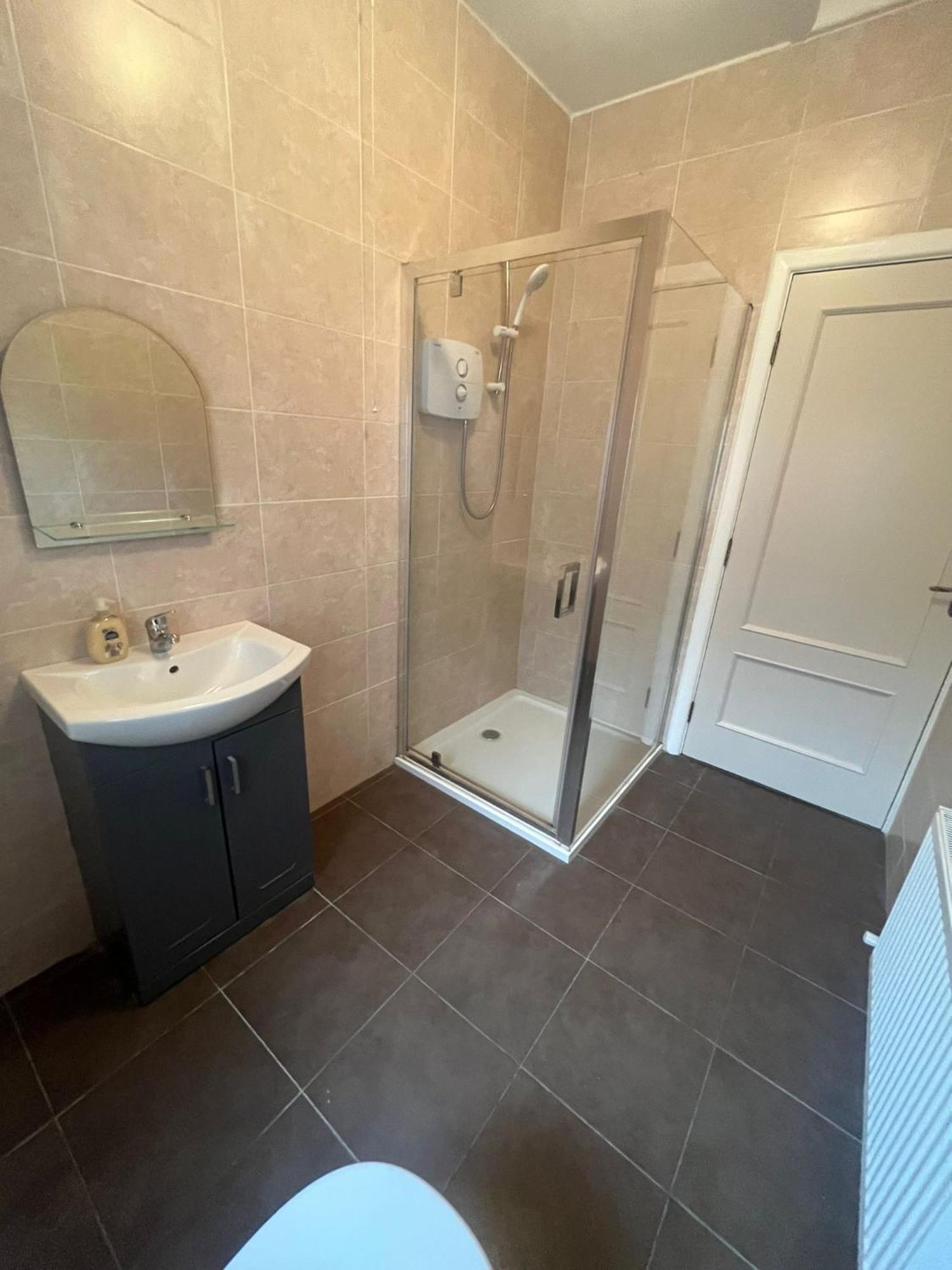 Yeats Lodge Self Catering Apartment And Bar Galway Ngoại thất bức ảnh